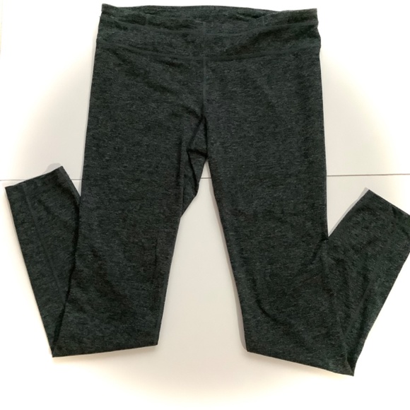 Under Amour All Season Gear Grey Leggings (Size L) - Picture 2 of 4
